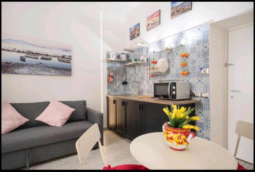 A Casa Di Sergio Apartment Napoli Exterior foto